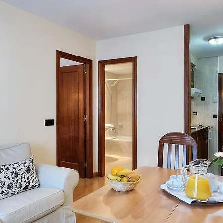 Palacio Arias Hotell