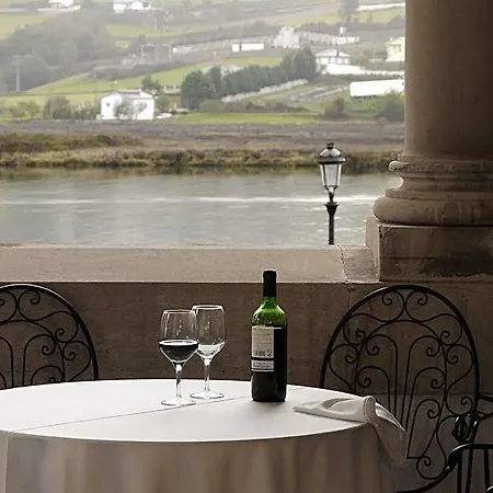 Palacio Arias 3* Navia
