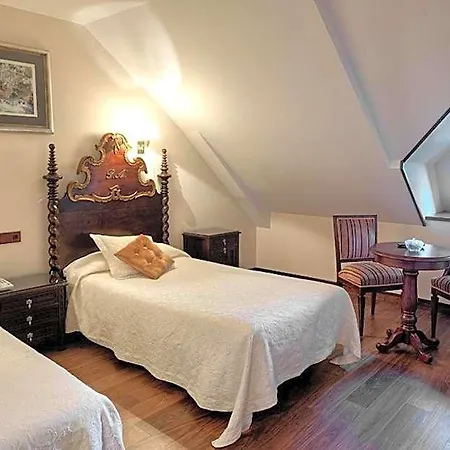 Hotel Palacio Arias 3*