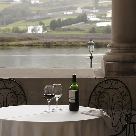 Palacio Arias Hotell Navia