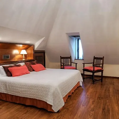 Palacio Arias 3* Navia