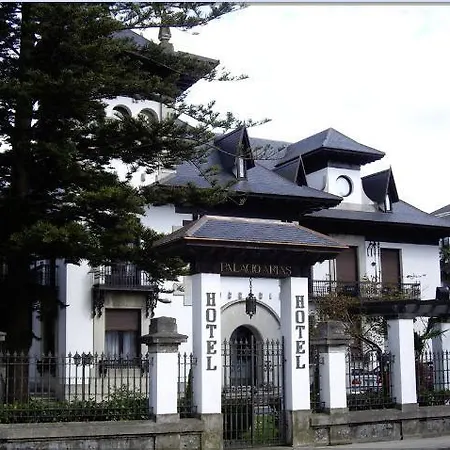 Palacio Arias 3* Navia