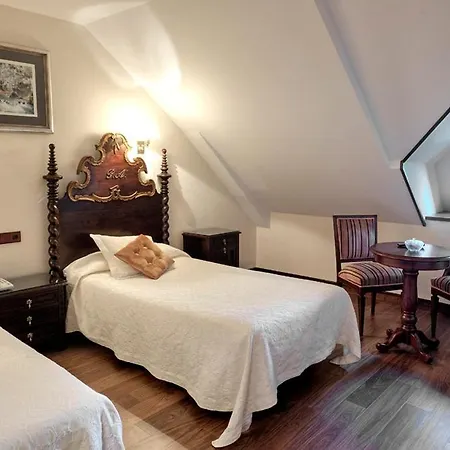 Hotel Palacio Arias Navia