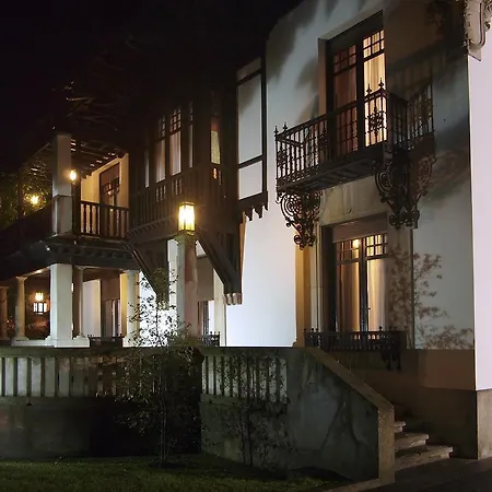 Palacio Arias