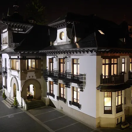 호텔 Palacio Arias 3*