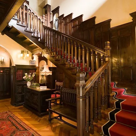 Palacio Arias 호텔 3*
