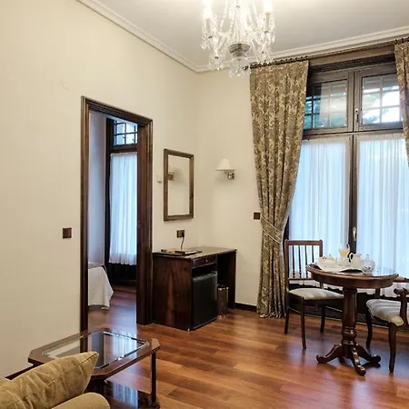 호텔 Palacio Arias 나비아