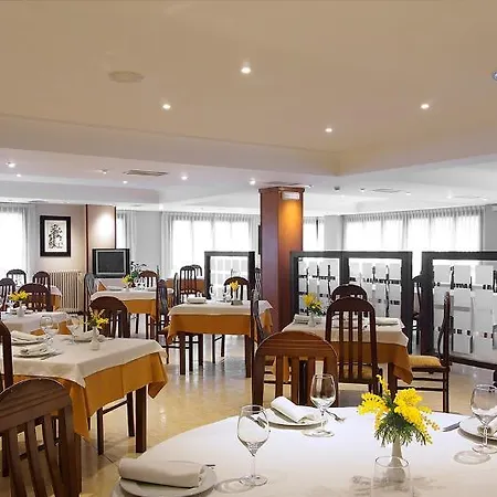 Palacio Arias 3*