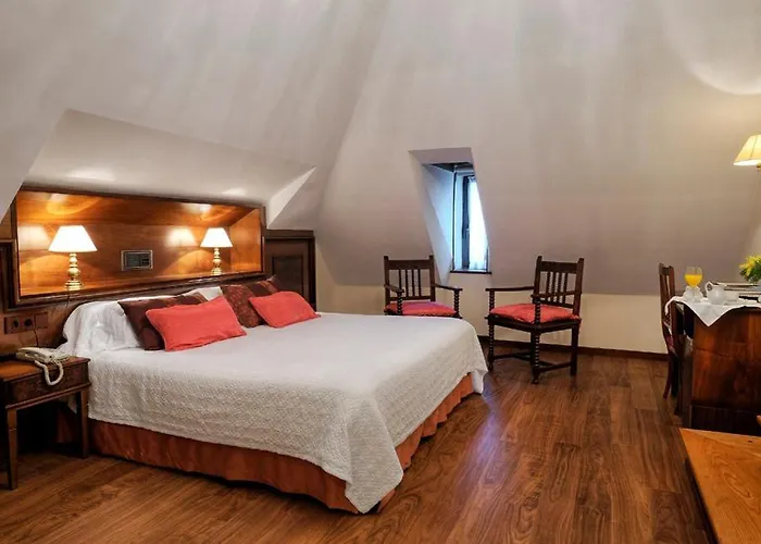 Palacio Arias 3* Navia