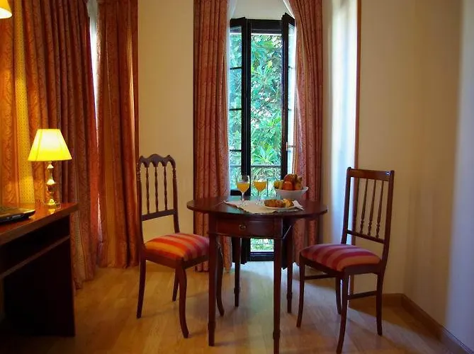 Hotel Palacio Arias Navia